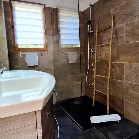 Vila Ruscana, 4 Pers, 90 M Pinarellu